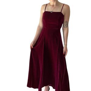 Vintage 1970s Womens Bonnie Strauss Red Crushed Velvet Square Neck Maxi Dress S
